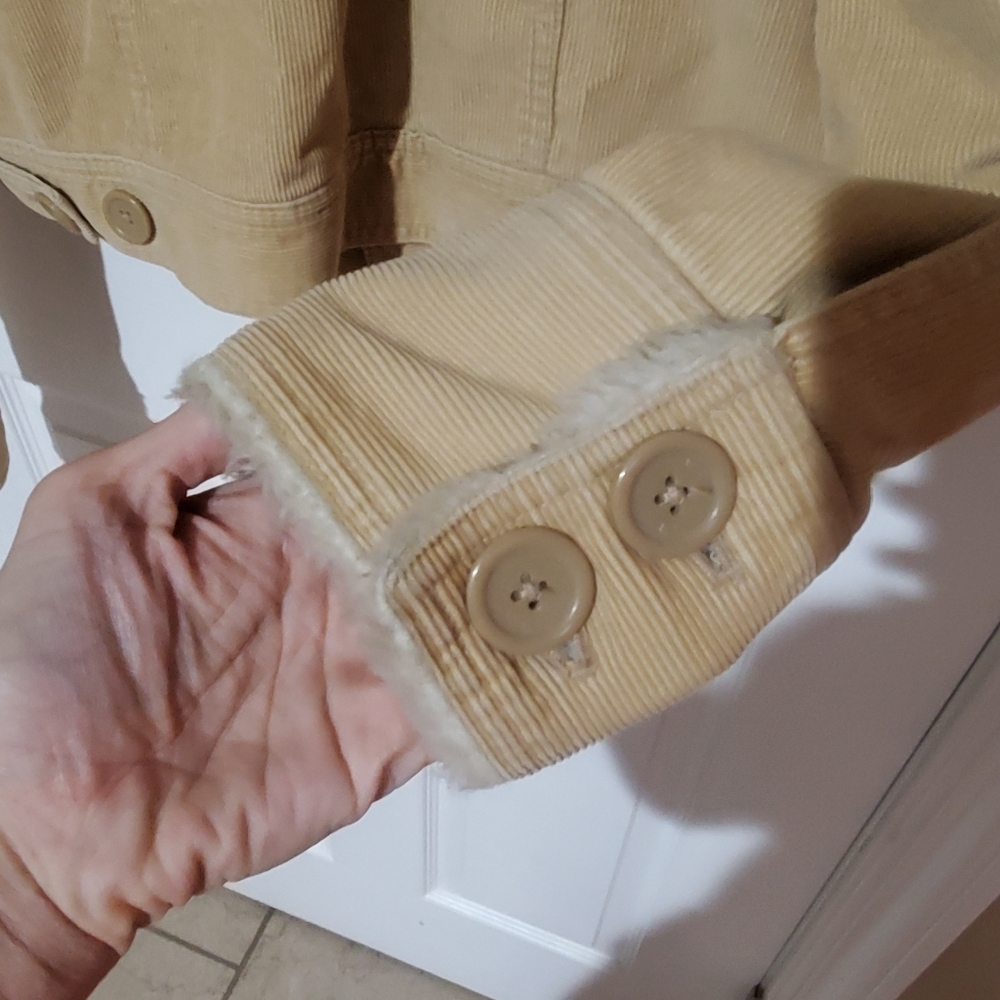 Aeropostale Corduroy Jacket with lining. - Picture 8 of 9